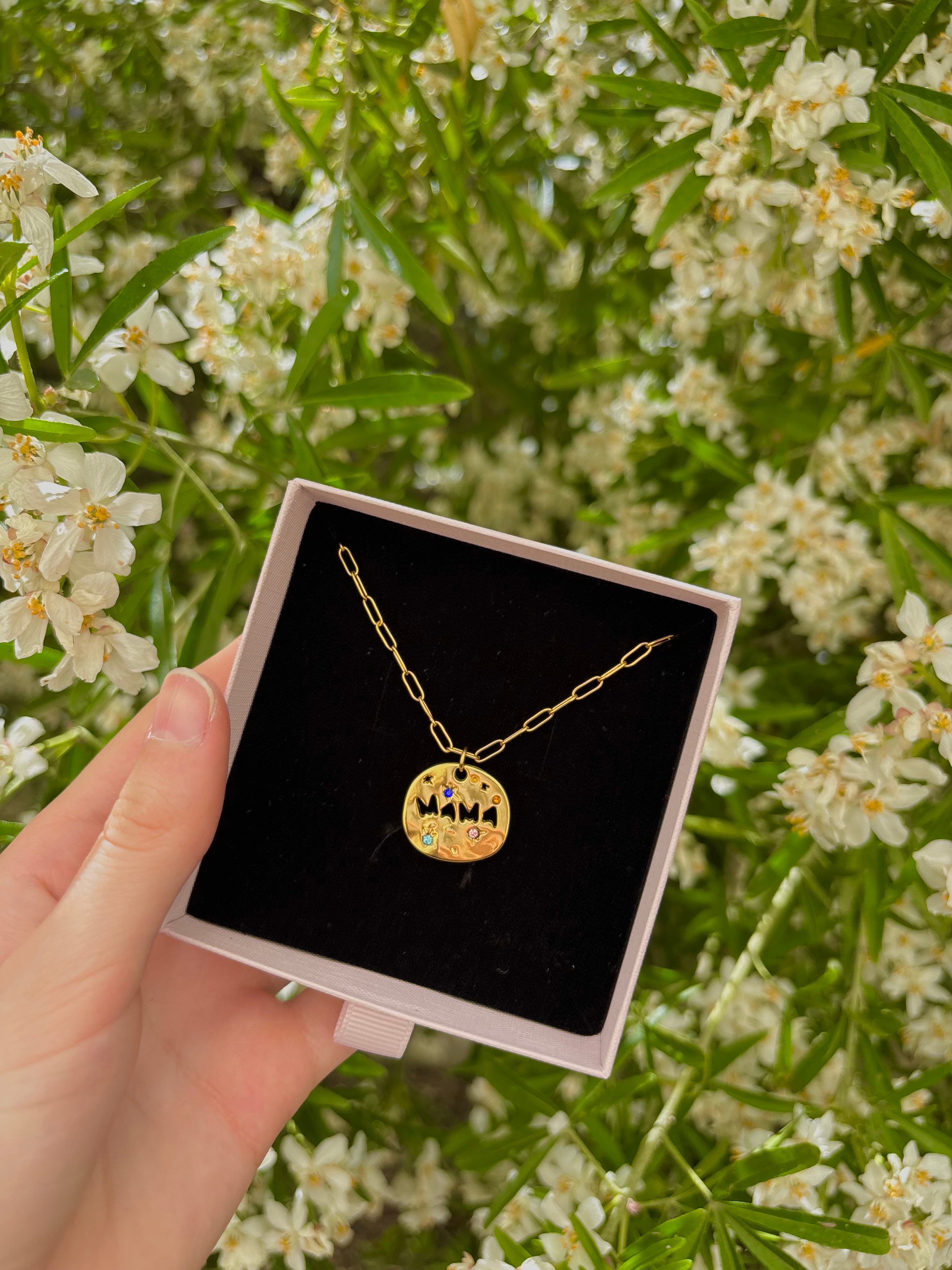 Collier Mama