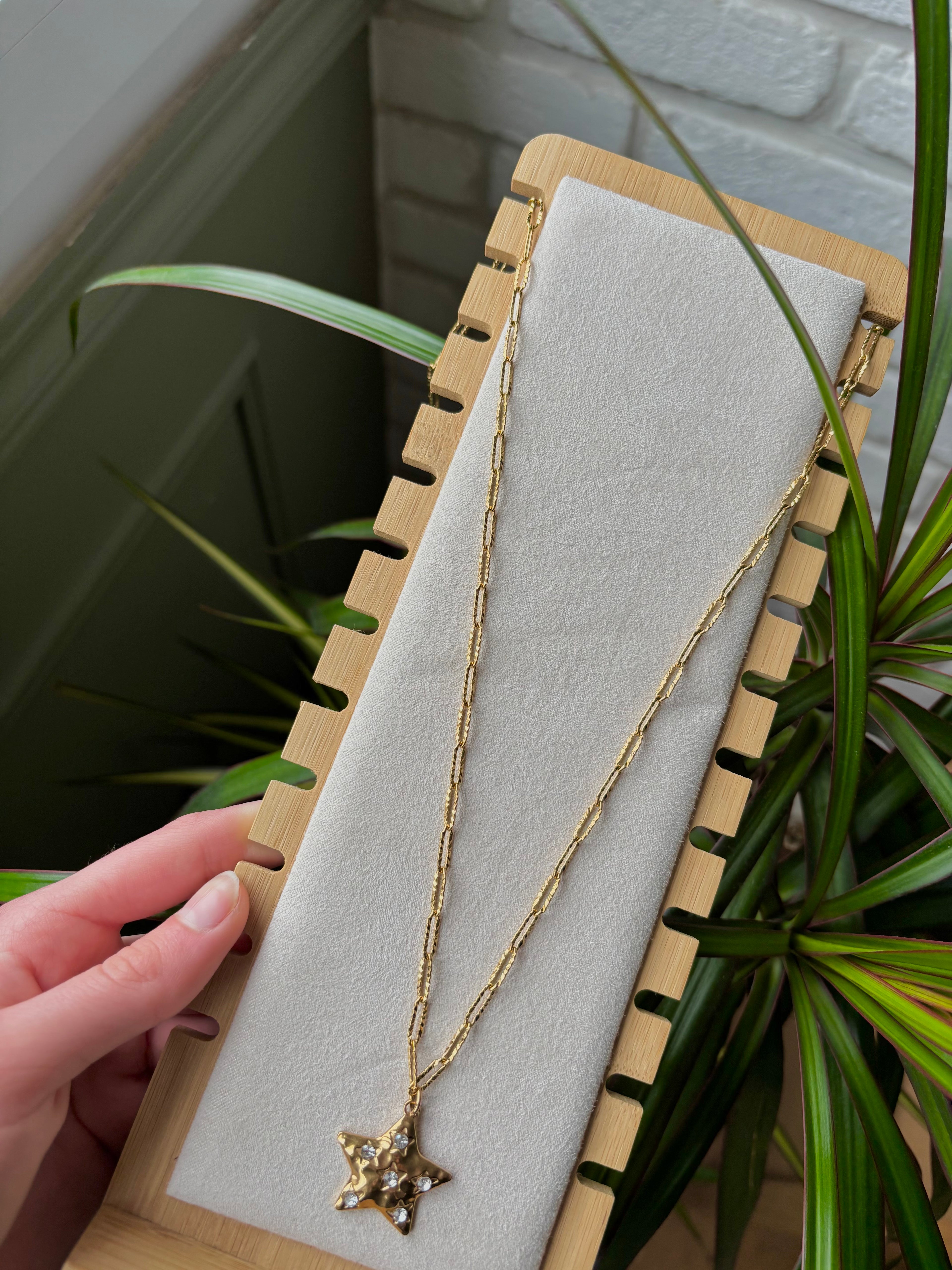 Collier Constance